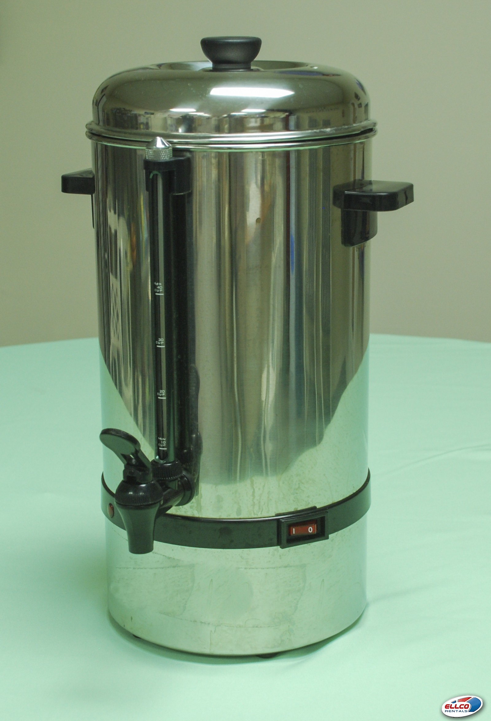 Commercial coffee outlet percolator